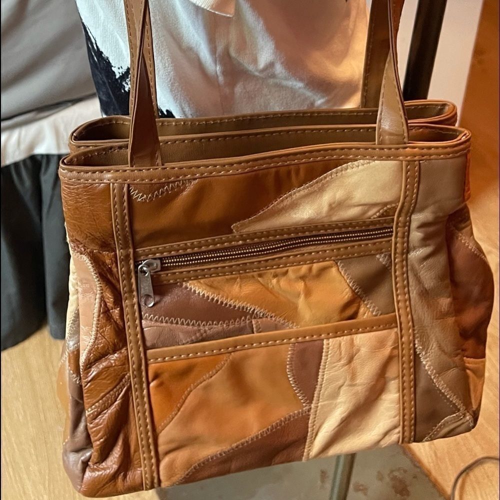 Vintage leather patch shoulder purse